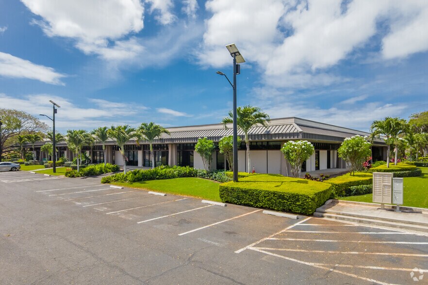 91-1010 Shangrila St, Kapolei, HI à louer - Photo de l’immeuble – Image 2 sur 11