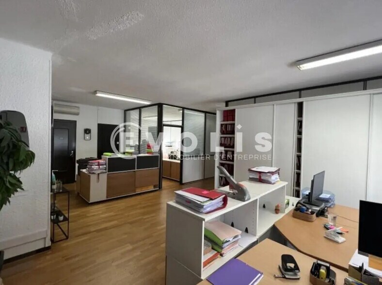 Bureau dans Lyon à louer - Photo de l’immeuble – Image 2 sur 9