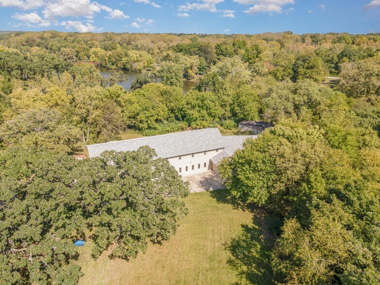 1626 State Route 31, Oswego, IL à vendre - Photo de l’immeuble – Image 3 sur 50
