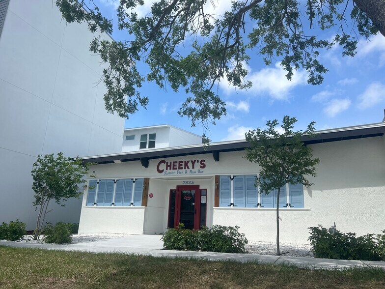 2817 Central Ave, Saint Petersburg, FL à louer - Photo de l’immeuble – Image 3 sur 8