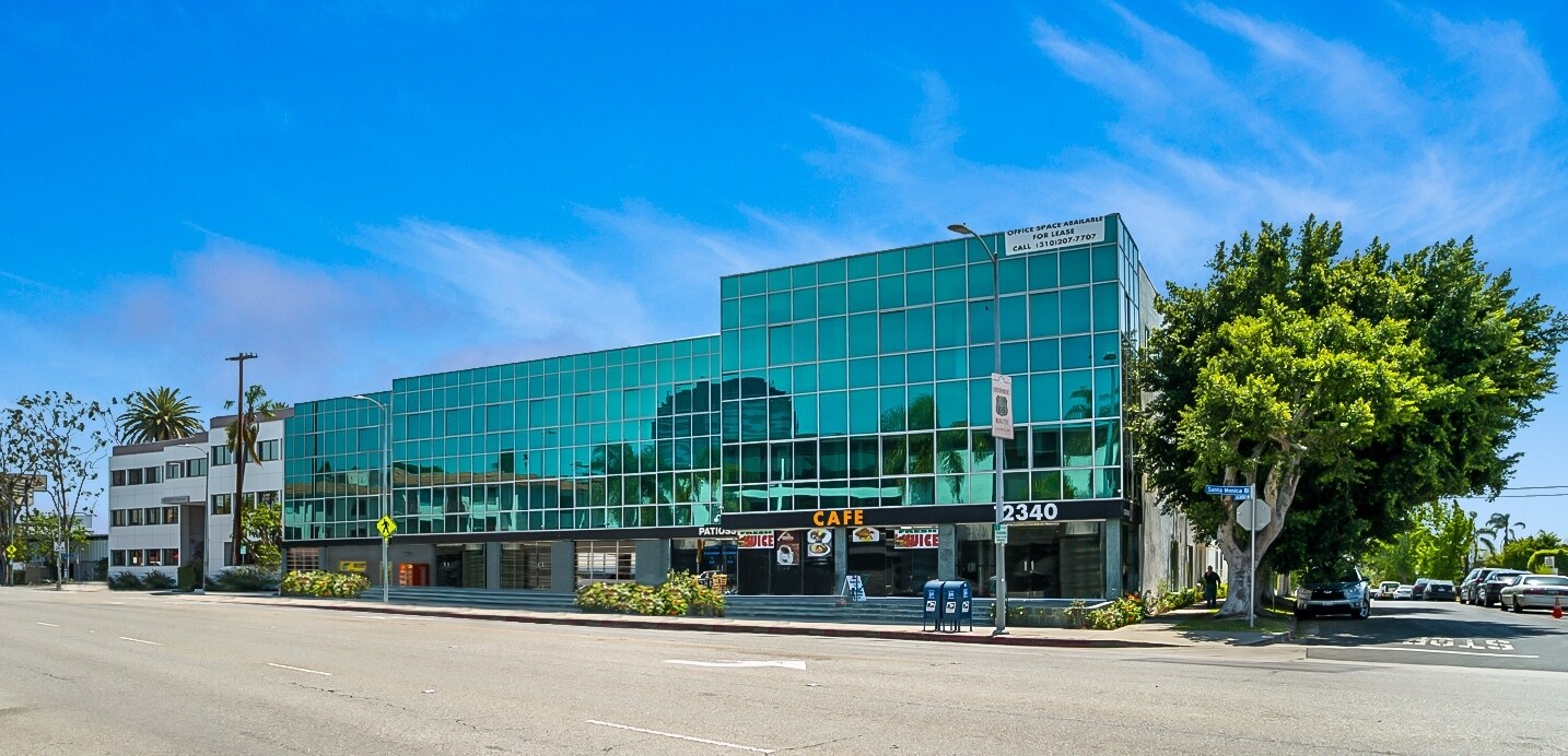 12340 Santa Monica Blvd, Los Angeles, CA à louer Photo principale– Image 1 sur 16