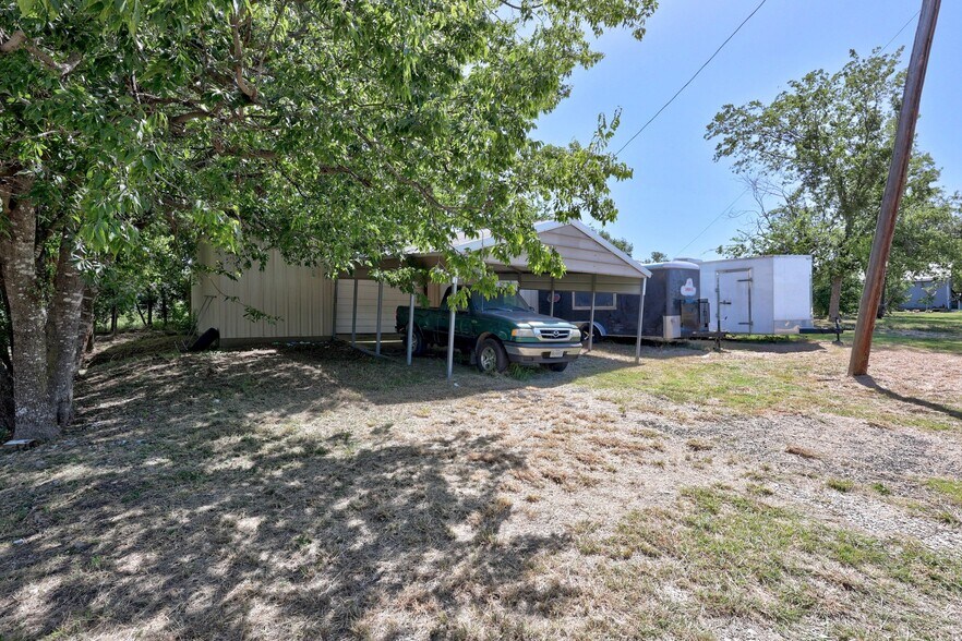 508 W Mesquite Ave, Rogers, TX à vendre - Photo de l’immeuble – Image 3 sur 23