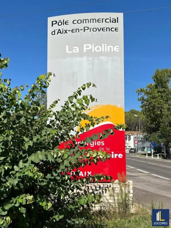 Local commercial dans Aix-en-Provence à louer Photo de l’immeuble– Image 1 sur 6