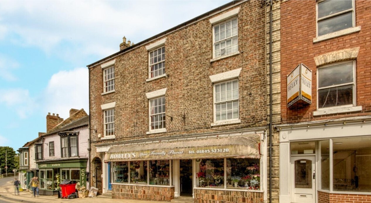 8-10 Millgate, Thirsk à louer Photo de l’immeuble– Image 1 sur 5