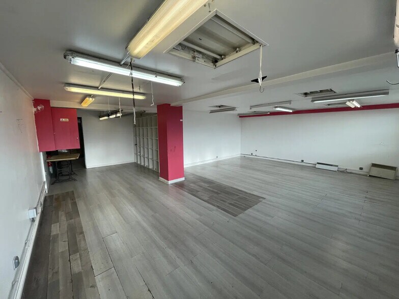 21 Rue De Stalingrad, Bobigny à louer - Photo de l’immeuble – Image 2 sur 6