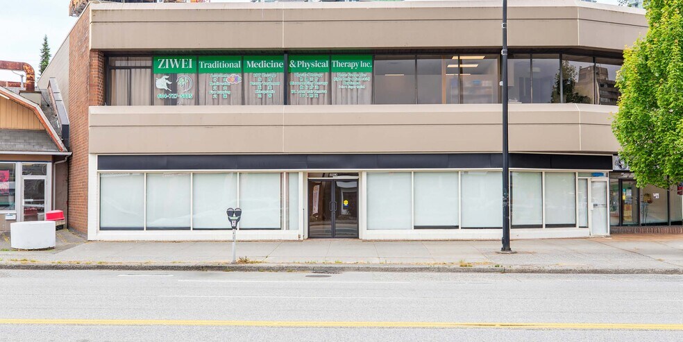 5070 Kingsway, Burnaby, BC à louer - Photo de l’immeuble – Image 3 sur 3