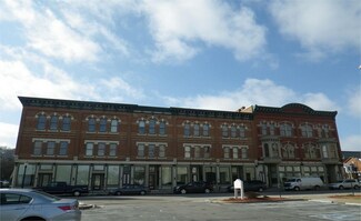 Plus de détails pour 1301 Central Ave, Dubuque, IA - Bureau/Local commercial à louer