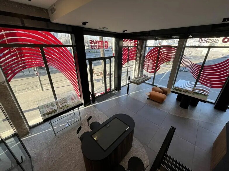 Local commercial dans Lyon à louer - Photo de l’immeuble – Image 3 sur 12