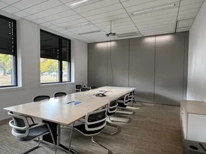 7 Avenue Nicéphore Niépce, Montigny-le-Bretonneux à louer Photo intérieure– Image 2 sur 2