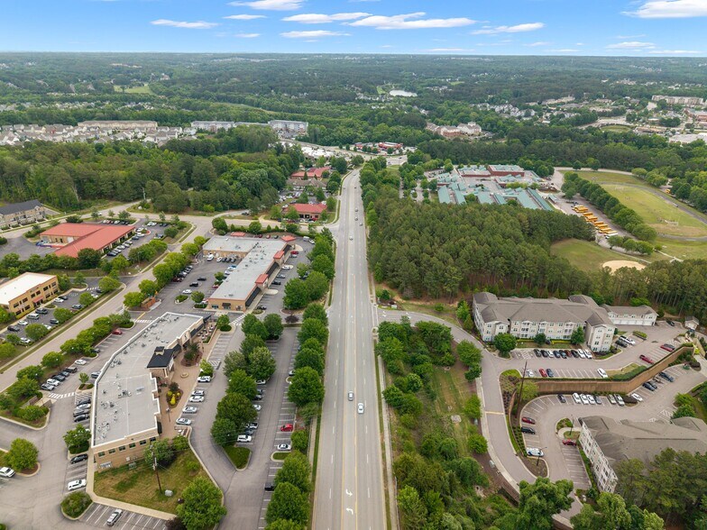 3325 Rogers Rd, Wake Forest, NC à louer - Aérien – Image 3 sur 7