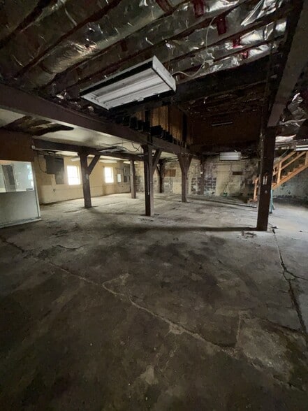 2290-2294 Scranton Rd, Cleveland, OH à louer - Photo intérieure – Image 3 sur 6
