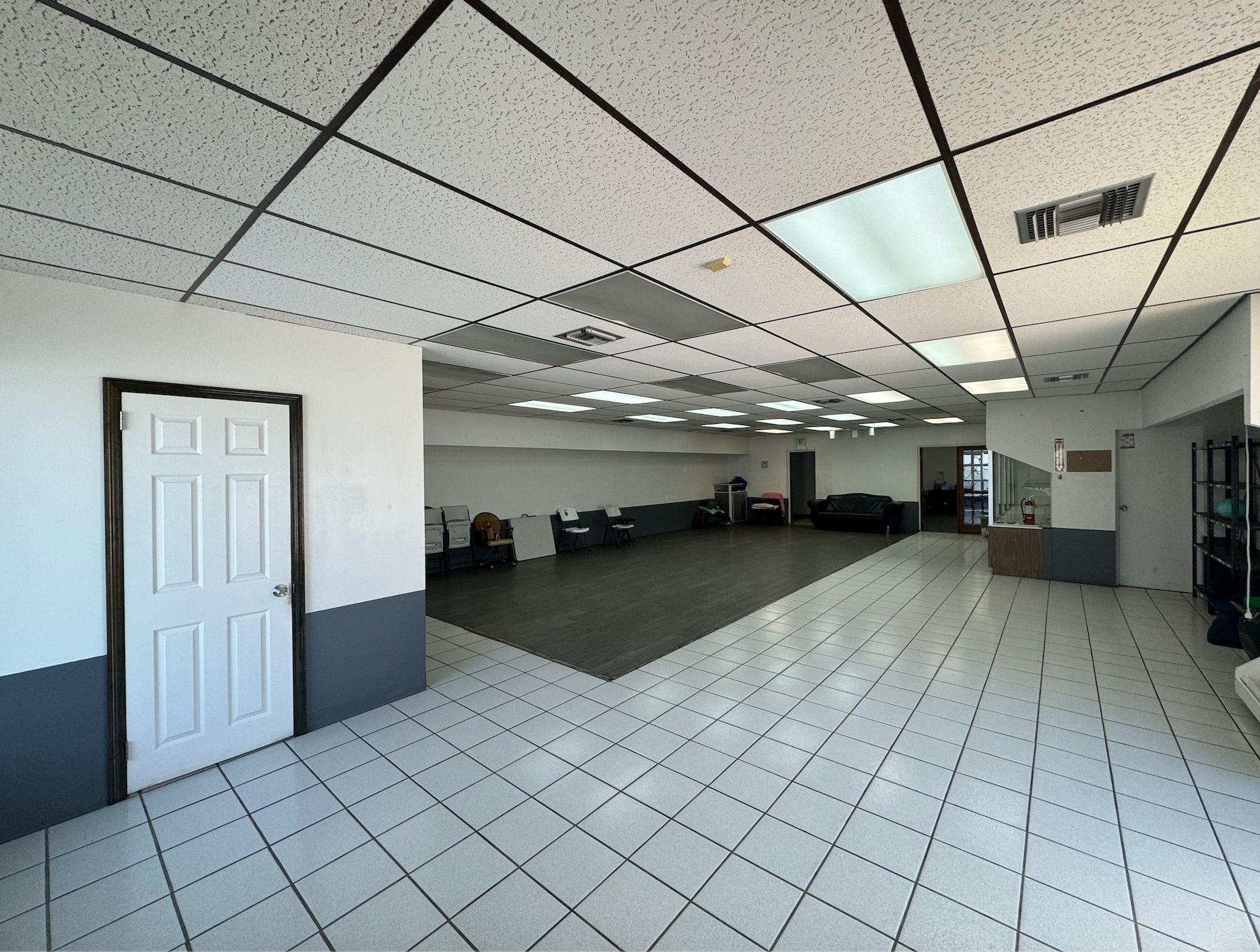3601 E Busch Blvd, Tampa, FL à louer Photo intérieure– Image 1 sur 18