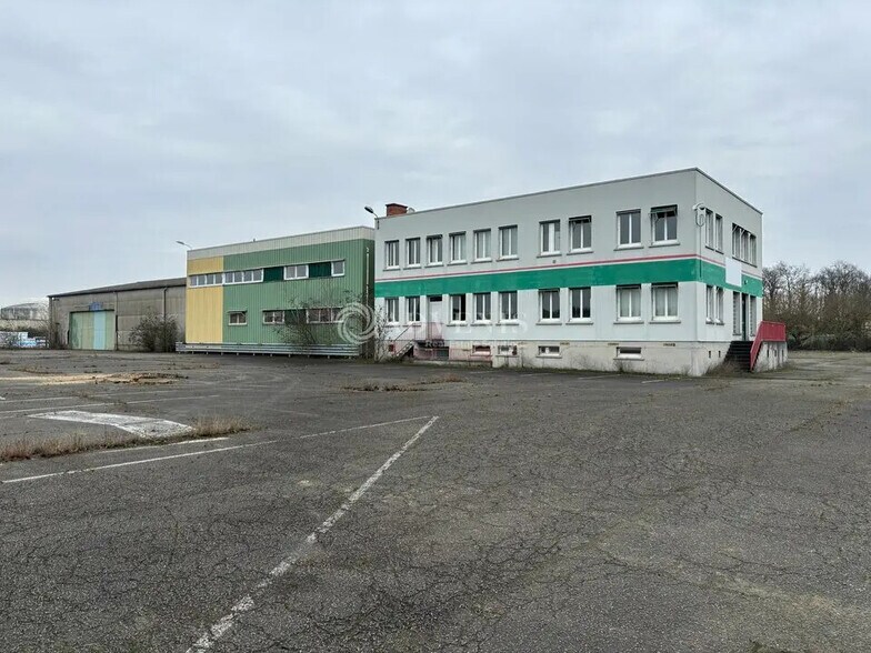 Local d'activités dans Le Mans à vendre - Photo de l’immeuble – Image 1 sur 7
