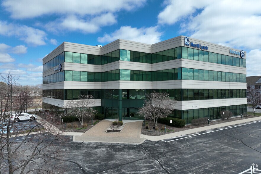 707 E 80th Pl, Merrillville, IN à louer - Photo de l’immeuble – Image 2 sur 23