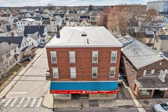 23 Elm St, Nashua, NH à louer Photo intérieure– Image 1 sur 16