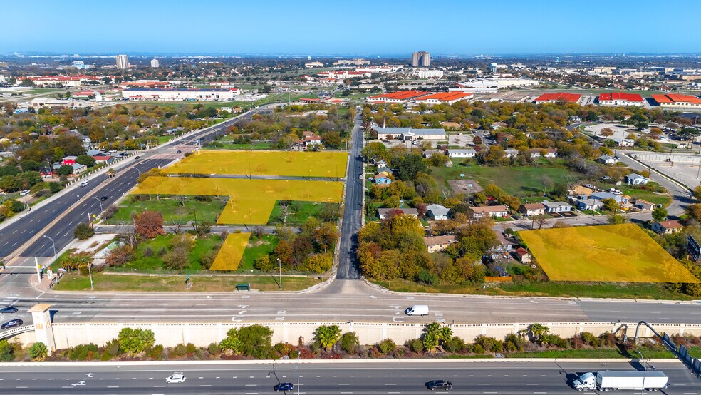 Walters Street & IH-35 Lots, San Antonio, TX à vendre - Photo de l’immeuble – Image 3 sur 5