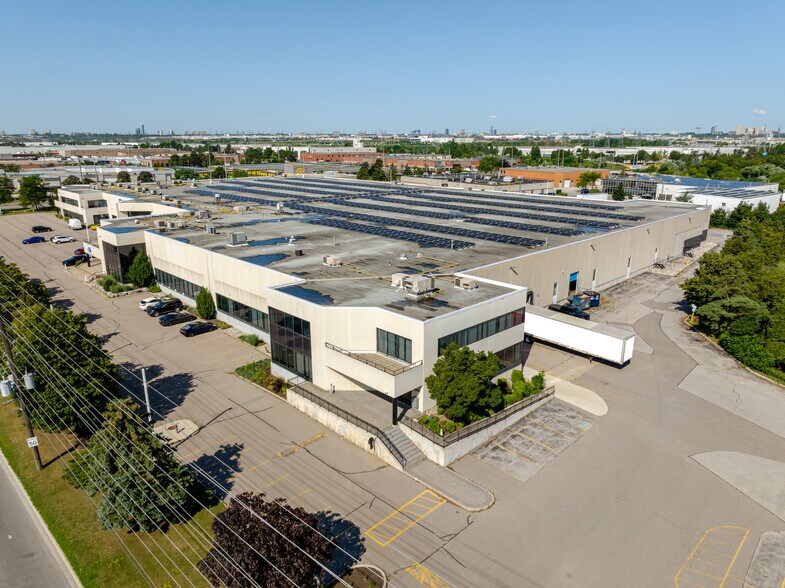 2001-2045 Drew Rd, Mississauga, ON à louer - Photo de l’immeuble – Image 1 sur 39