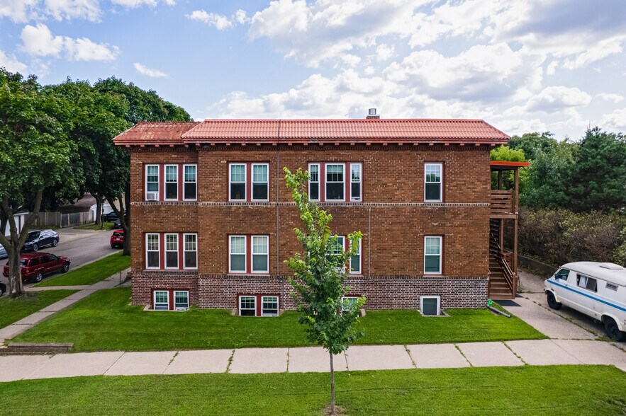 269 Oxford St, Saint Paul, MN à vendre - Photo de l’immeuble – Image 3 sur 44