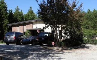 Plus de détails pour 117 Woodwinds Industrial Ct, Cary, NC - Local d’activités à vendre