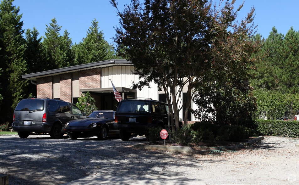 117 Woodwinds Industrial Ct, Cary, NC à vendre - Photo principale – Image 1 sur 11