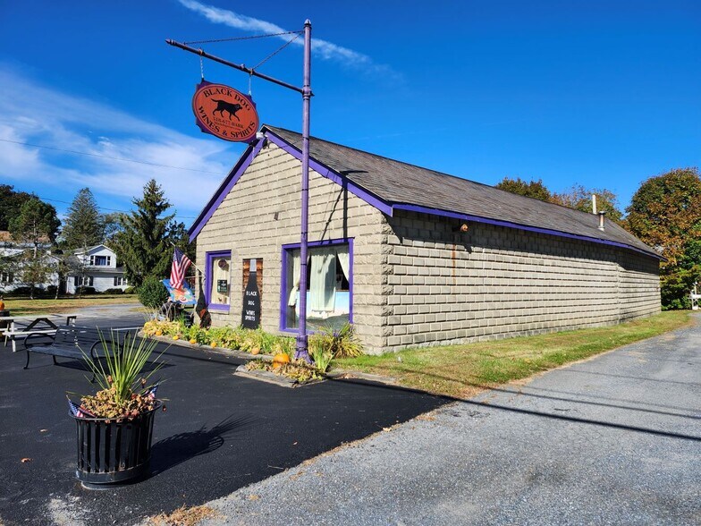 98 W Main St, Cambridge, NY à vendre - Photo de l’immeuble – Image 3 sur 14