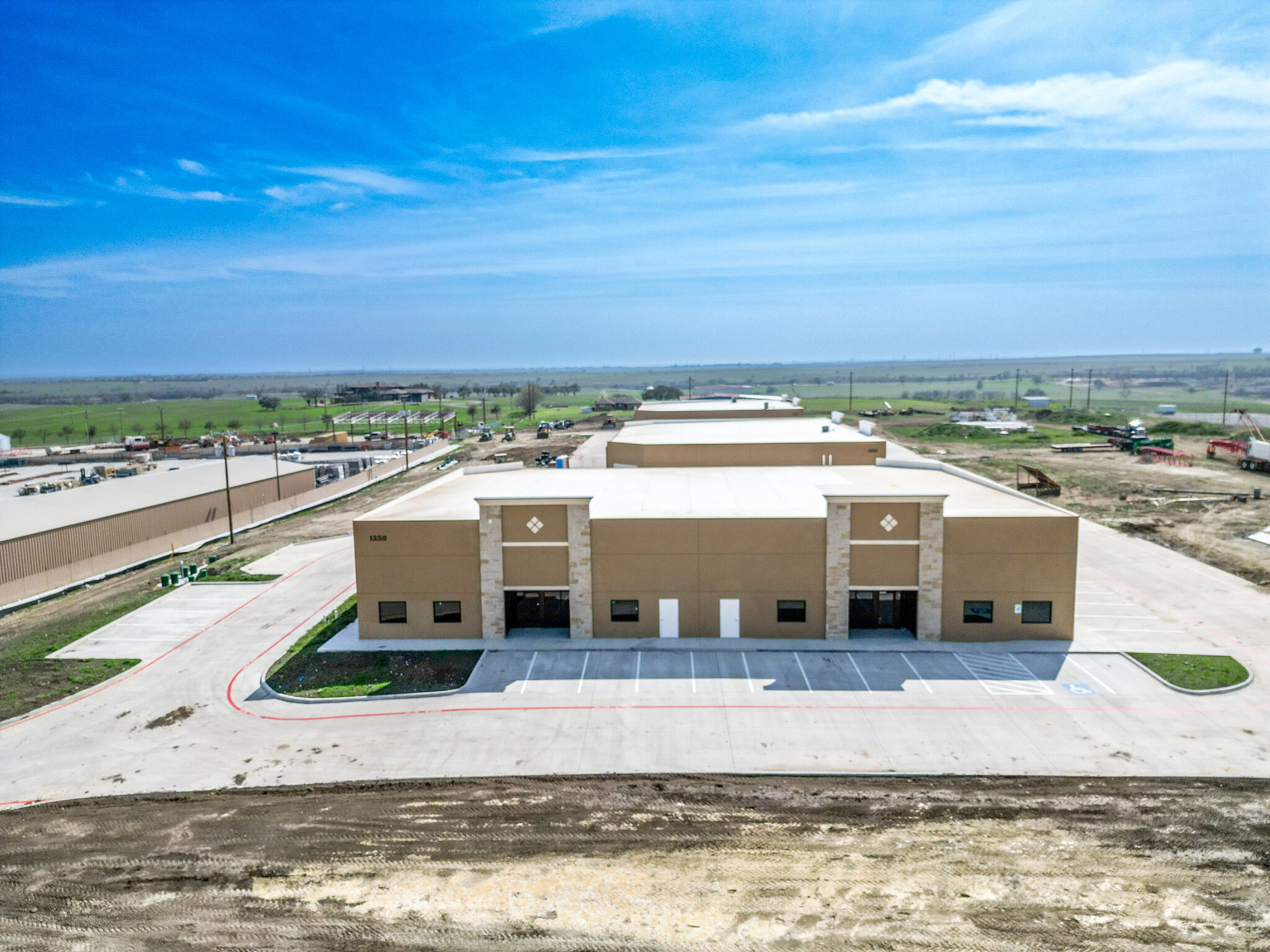 1350 Ranchers Legacy Trl, Fort Worth, TX à louer Photo de l’immeuble– Image 1 sur 9
