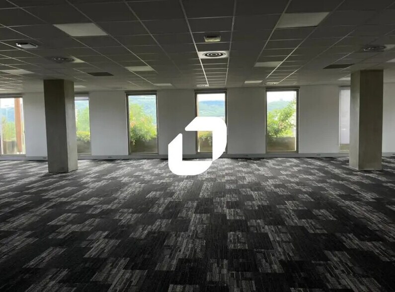 10 Bis Avenue Des Ftpf, Échirolles à louer - Photo intérieure – Image 2 sur 6