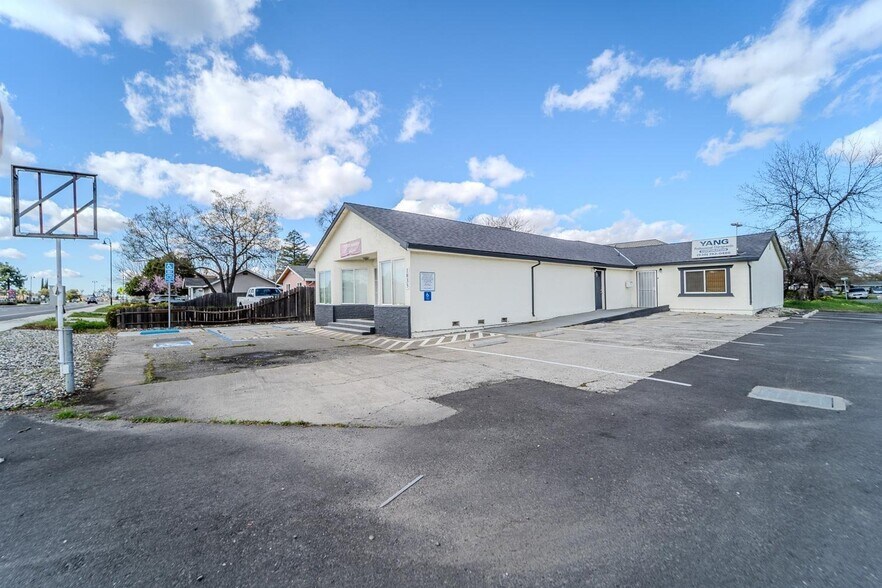 1835 N Beale Rd, Marysville, CA à vendre - Photo de l’immeuble – Image 2 sur 28