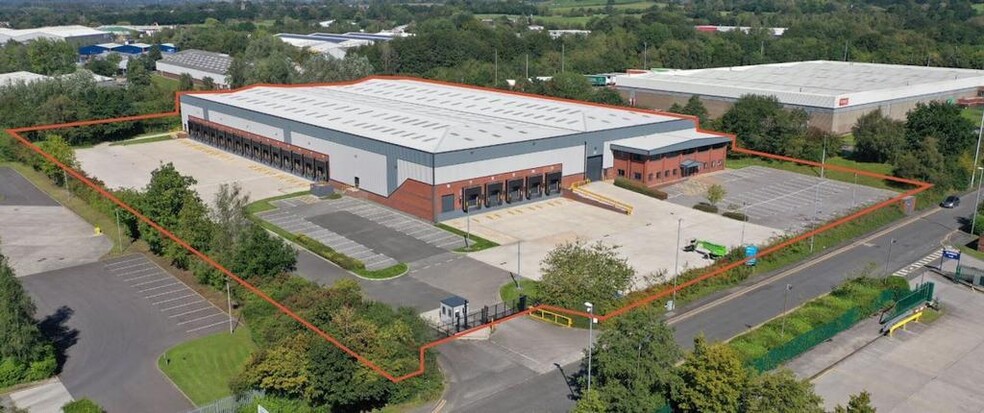 Touchet Hall Rd, Manchester à louer - Photo de l’immeuble – Image 3 sur 17