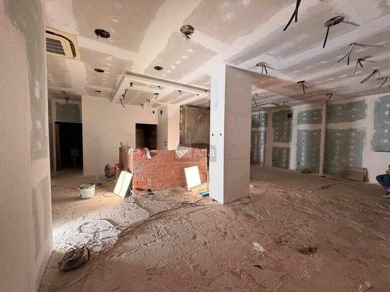 Immeuble residentiel dans Parla, Madrid à vendre - Photo de l’immeuble – Image 1 sur 2