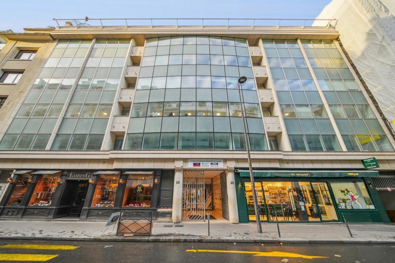 23 Rue De Berri, Paris à louer Photo de l’immeuble– Image 1 sur 18
