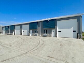 Plus de détails pour Airway Ave Condo Shops, Bismarck, ND - Industriel/Logistique à vendre