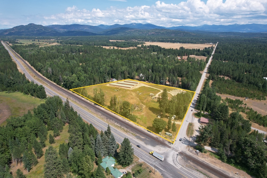 55 Samuels Rd, Sandpoint, ID à vendre - Photo principale – Image 1 sur 12