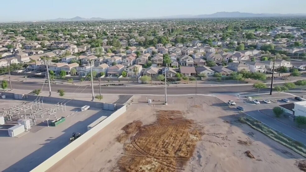 1234 Pecos Road Rd, Gilbert, AZ à vendre - Vidéo sur l’annonce professionnelle – Image 2 sur 13