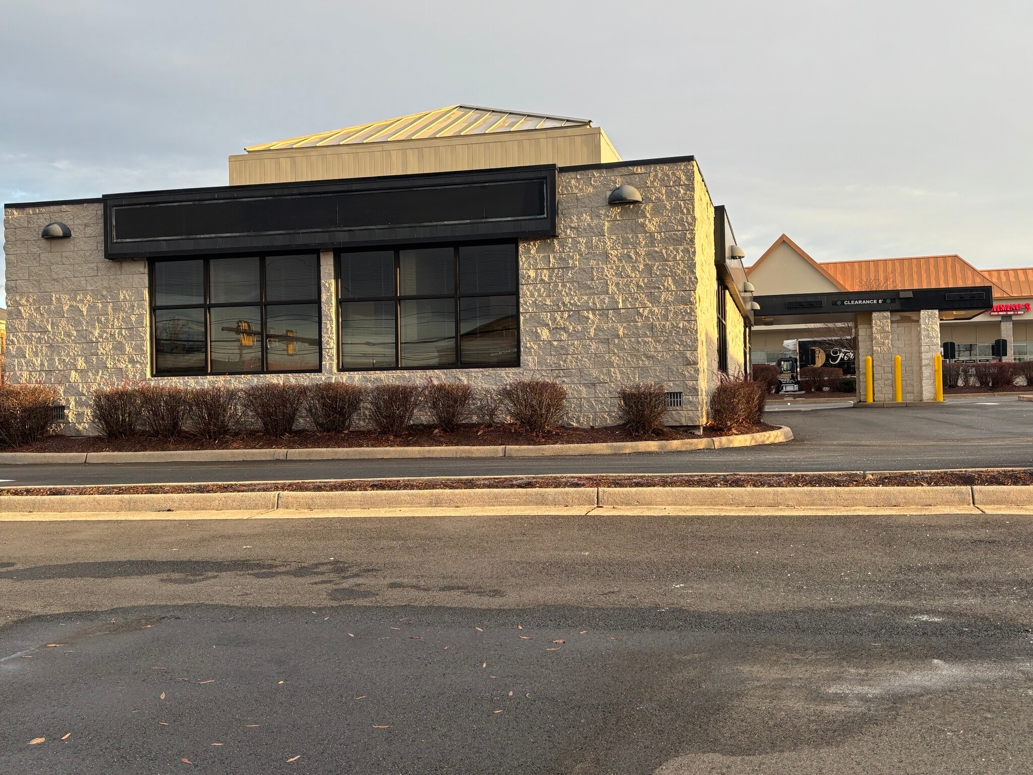 11-29 Catoctin Cir NE, Leesburg, VA à louer Photo principale– Image 1 sur 8