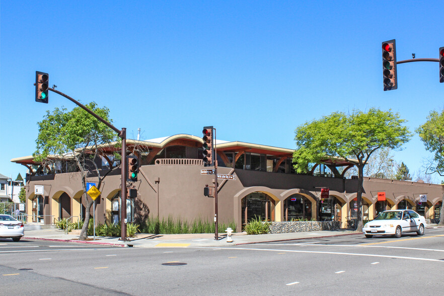 1841-1847 Berkeley Way, Berkeley, CA à louer - Photo de l’immeuble – Image 1 sur 37