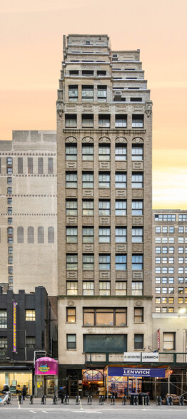 202 W 40th St, New York, NY à louer - Photo de l’immeuble – Image 1 sur 5