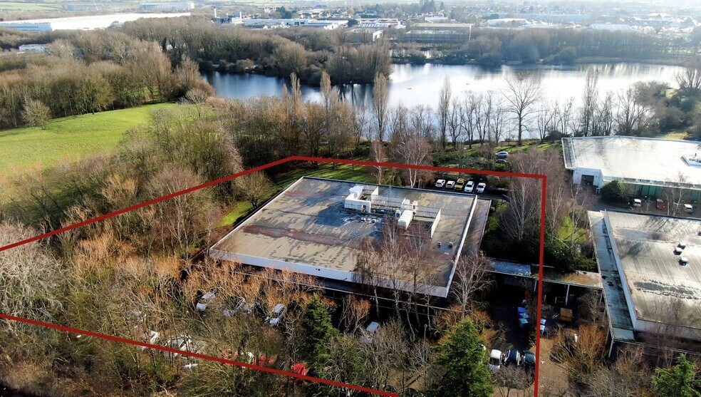 6 Bramley Rd, Milton Keynes à louer - Photo de l’immeuble – Image 2 sur 14