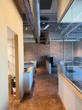 80 Main St, Lemont, IL à louer Photo intérieure– Image 2 sur 9