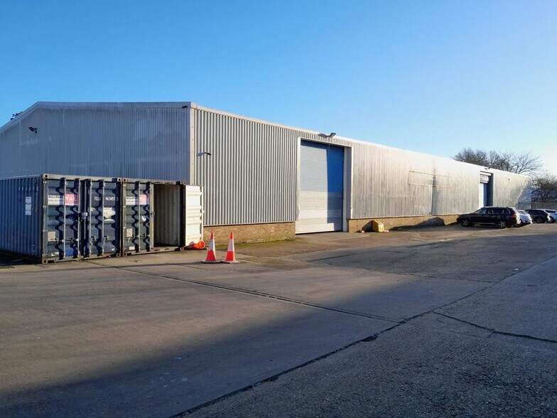Henwood St, Ashford à louer - Photo de l’immeuble – Image 3 sur 5