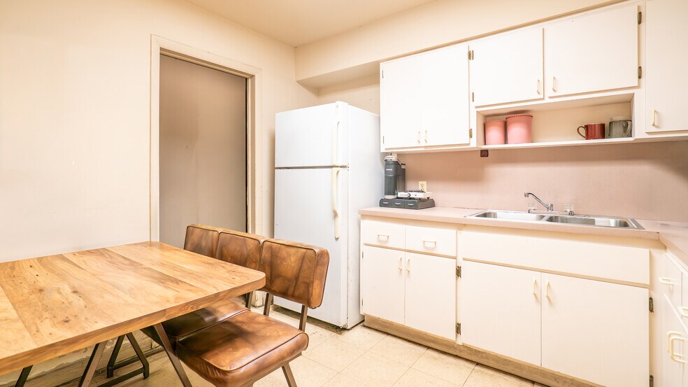 7250 NE 4th Ave, Miami, FL à vendre - Photo de l’immeuble – Image 2 sur 6
