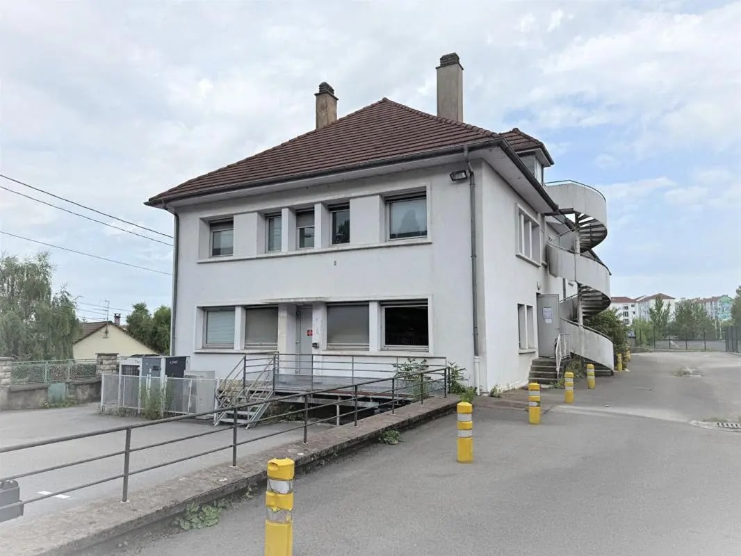 Bureau dans Besançon à vendre Photo de l’immeuble– Image 1 sur 19