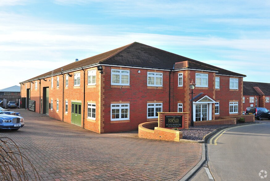 Hanbury Rd, Stoke Prior à louer - Photo principale – Image 1 sur 3