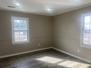 145 Church St NW, Vienna, VA à louer Photo intérieure– Image 2 sur 3