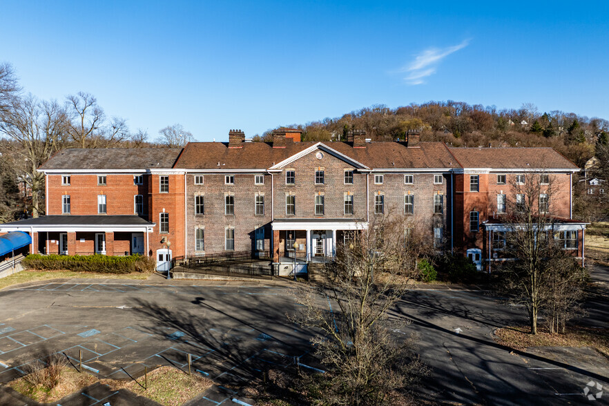 900 Rebecca Ave, Pittsburgh, PA à vendre - Photo de l’immeuble – Image 3 sur 13
