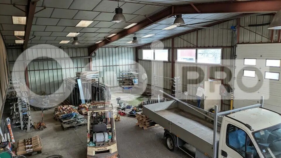 Local d'activités dans Le Pouliguen à vendre - Photo de l’immeuble – Image 1 sur 3