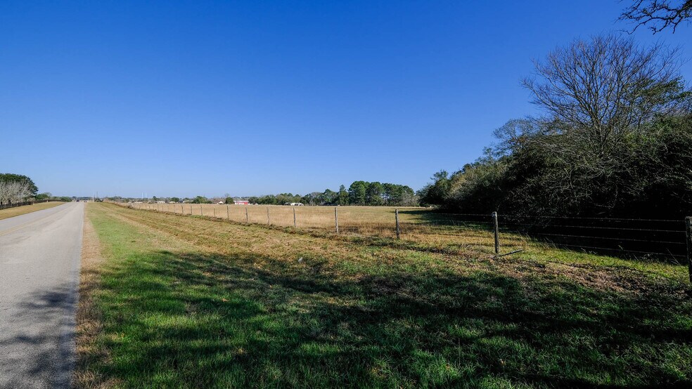 26266 Fields Store Rd., Waller, TX à vendre - Photo de l’immeuble – Image 2 sur 90