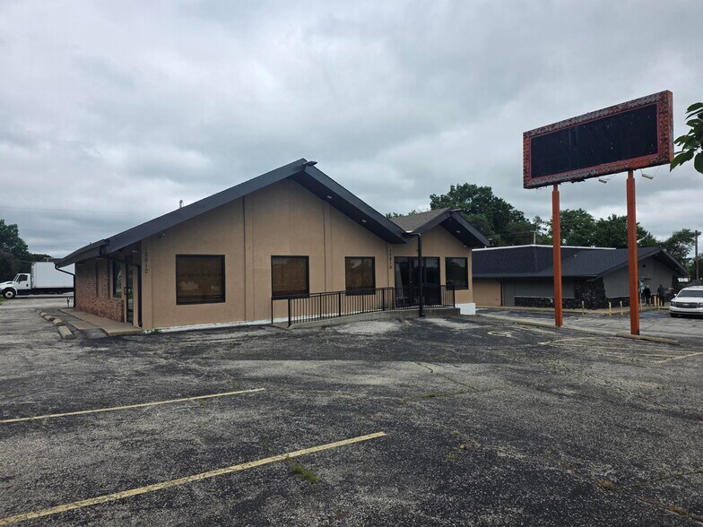 12810 S Us-71 Hwy, Grandview, MO à vendre - Photo de l’immeuble – Image 1 sur 4