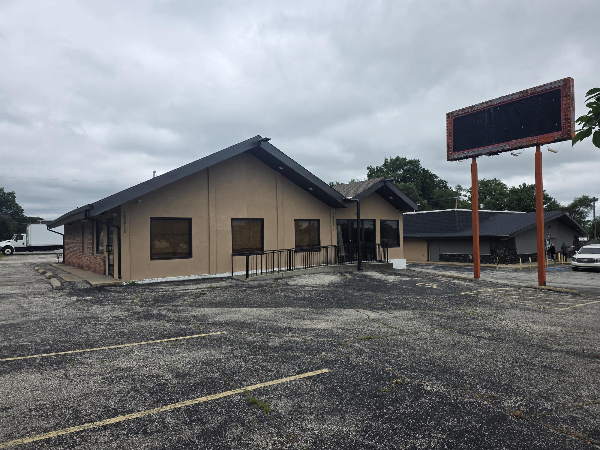 12810 S Us-71 Hwy, Grandview, MO à vendre Photo de l’immeuble– Image 1 sur 5
