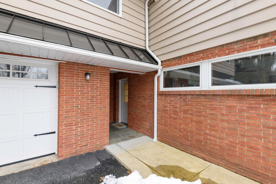 166 Rosehill Ave, West Grove, PA à vendre - Photo de l’immeuble – Image 3 sur 50